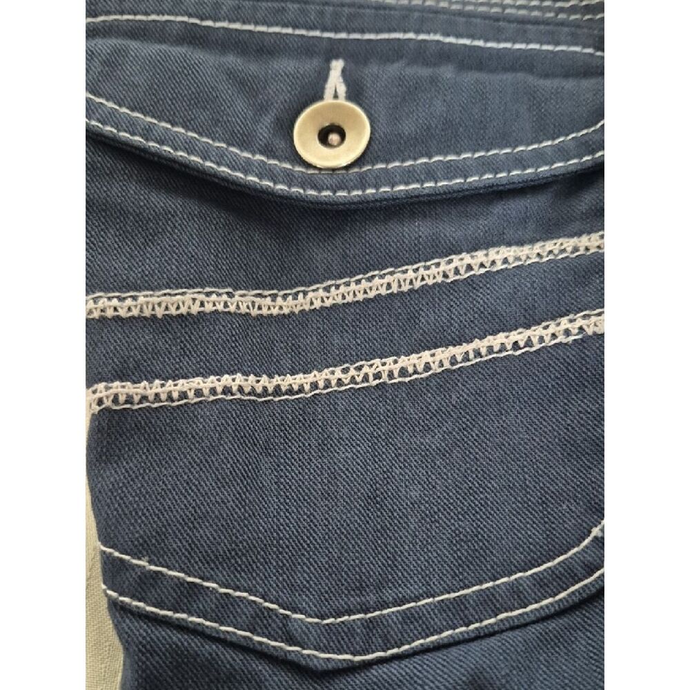 Women’s Dark Blue Cropped Jeans with Contrast Stitching - Picture 10 of 16
